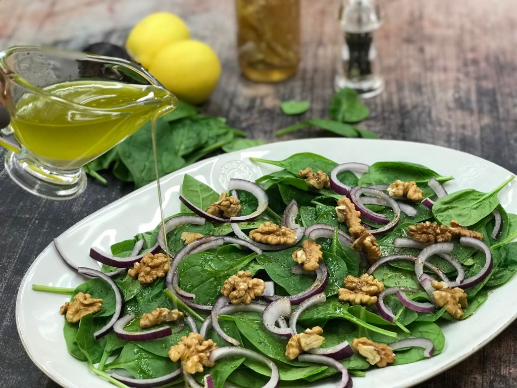 Salada de espinafres e nozes