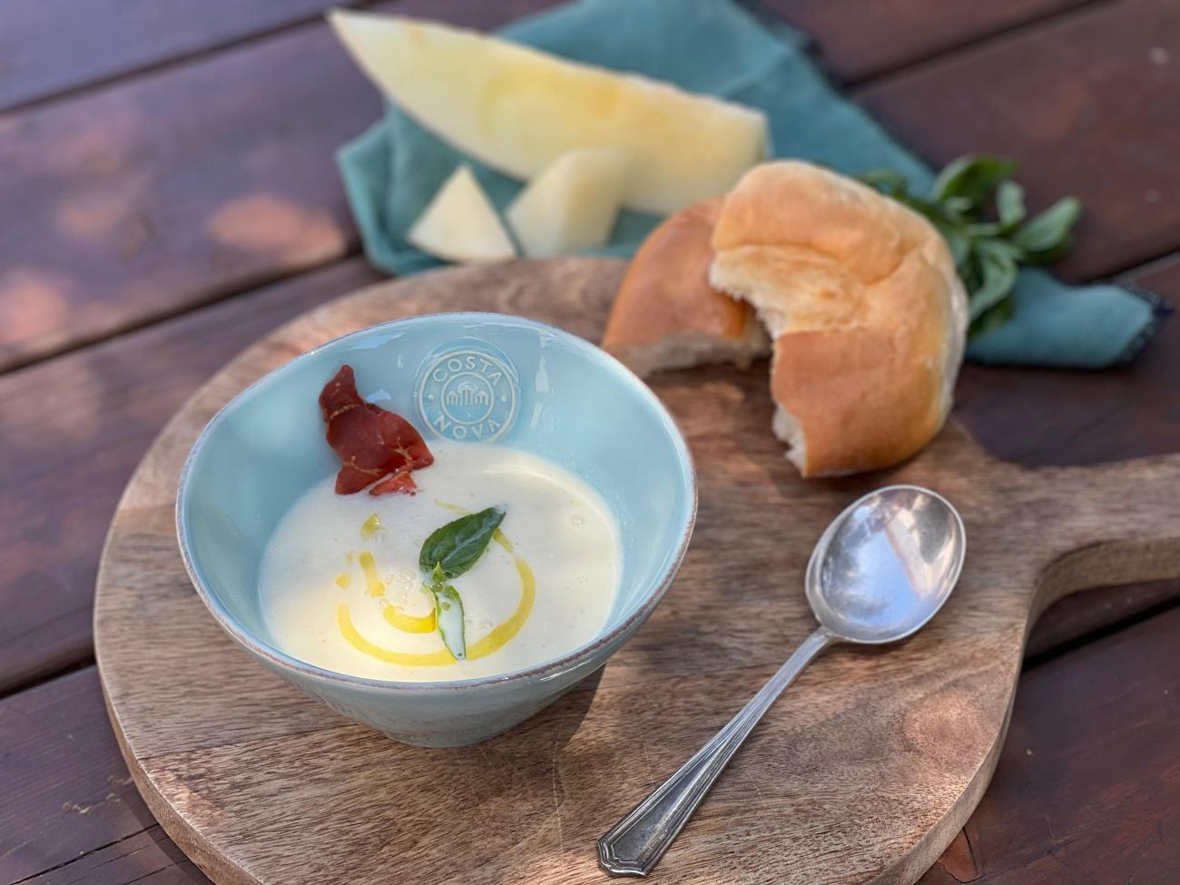Sopa Fria de Melão com Presunto