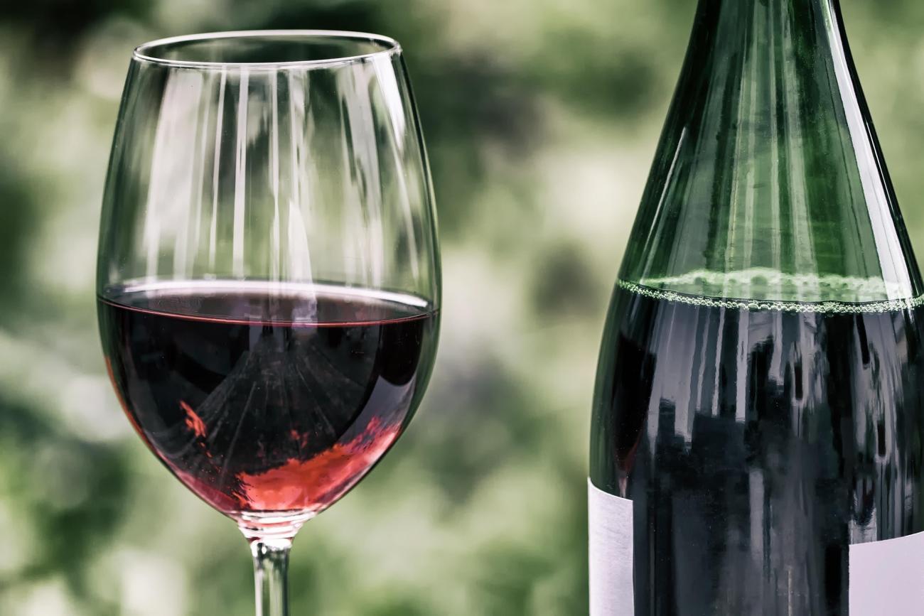 Dois vinhos DOP Carcavelos distinguidos com pontuações de topo na Decanter